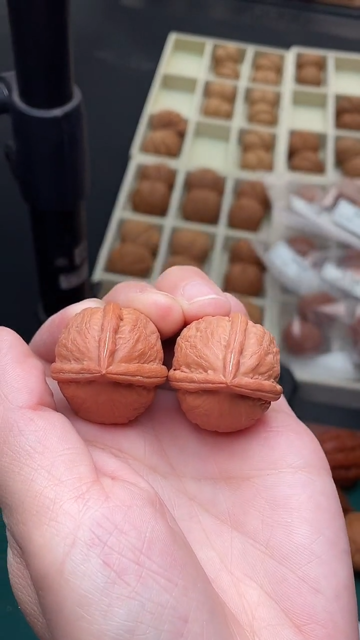 把件文玩核桃三棱