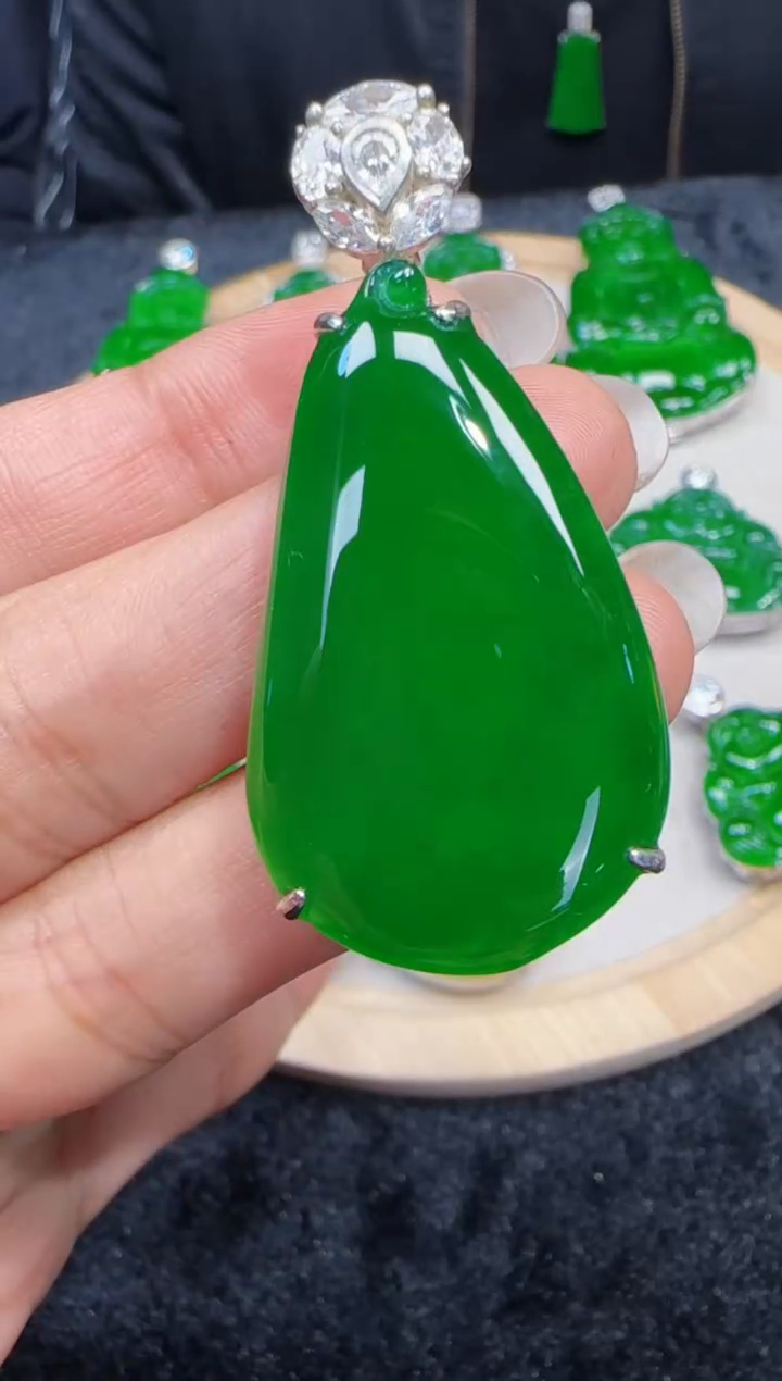 未镶嵌定制翡翠翡翠耳环104