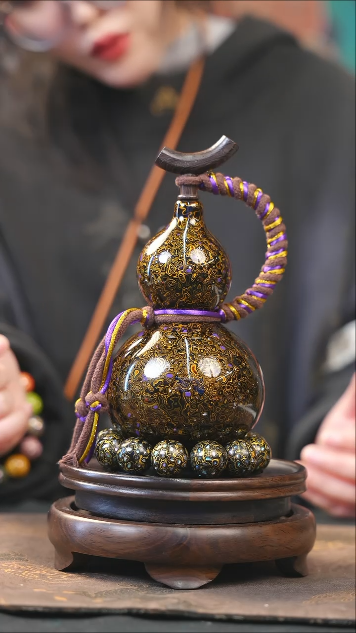 【闪购商品】YK184漆艺酒葫芦不包手串及旋转底座