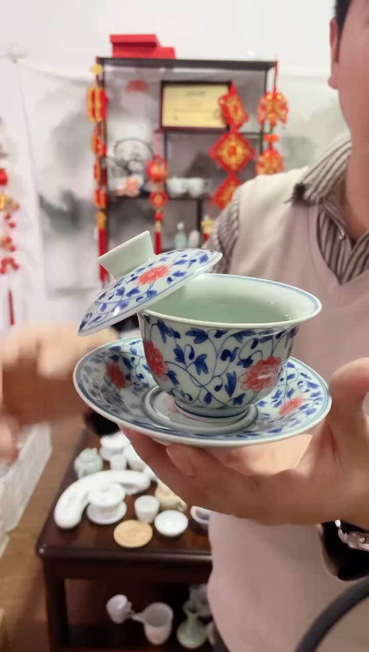 【闪购商品】【瓷心匠物】直播间福利专款缠枝莲悬停盖碗