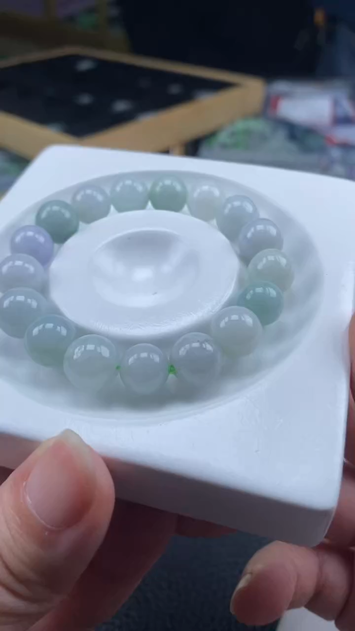 【闪购商品】翡翠挂件未镶嵌手串