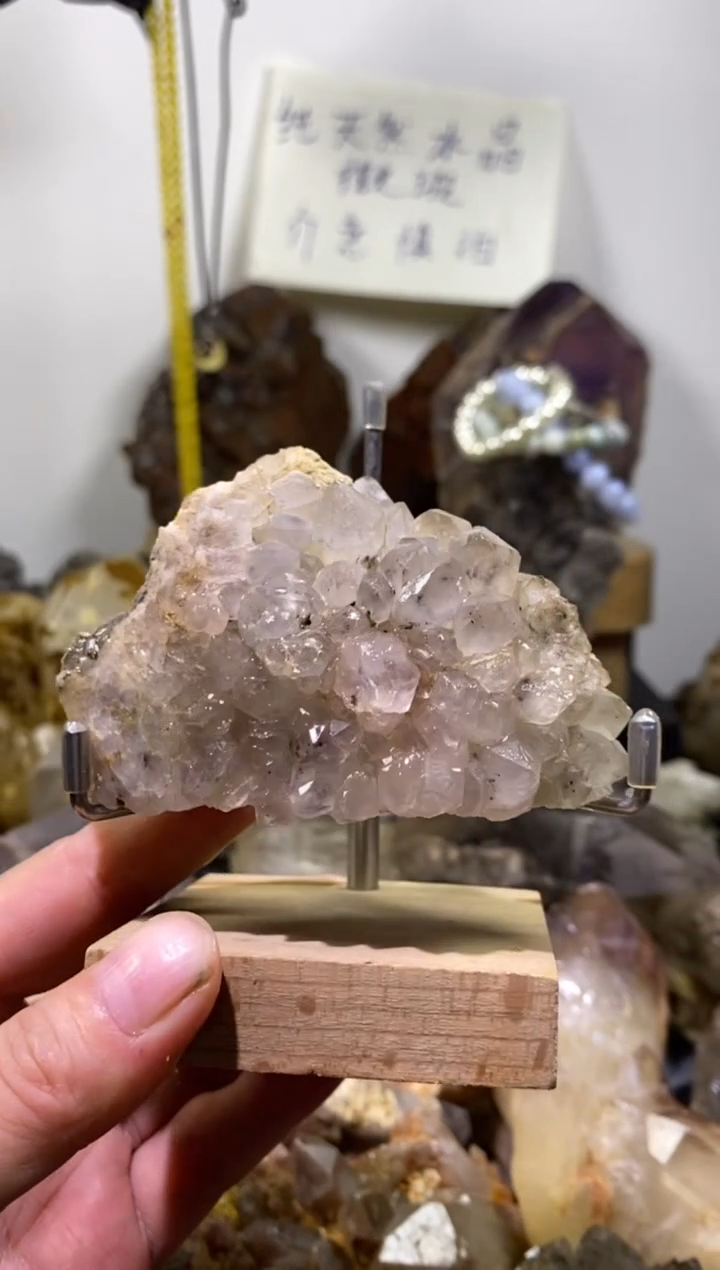 未镶嵌珠宝半成品水晶42号175g四川超七花园水晶