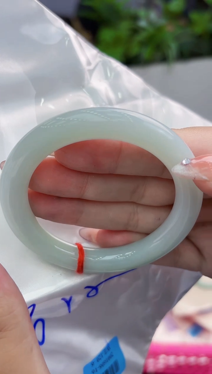 【闪购商品】翡翠手镯未镶嵌翡翠手镯