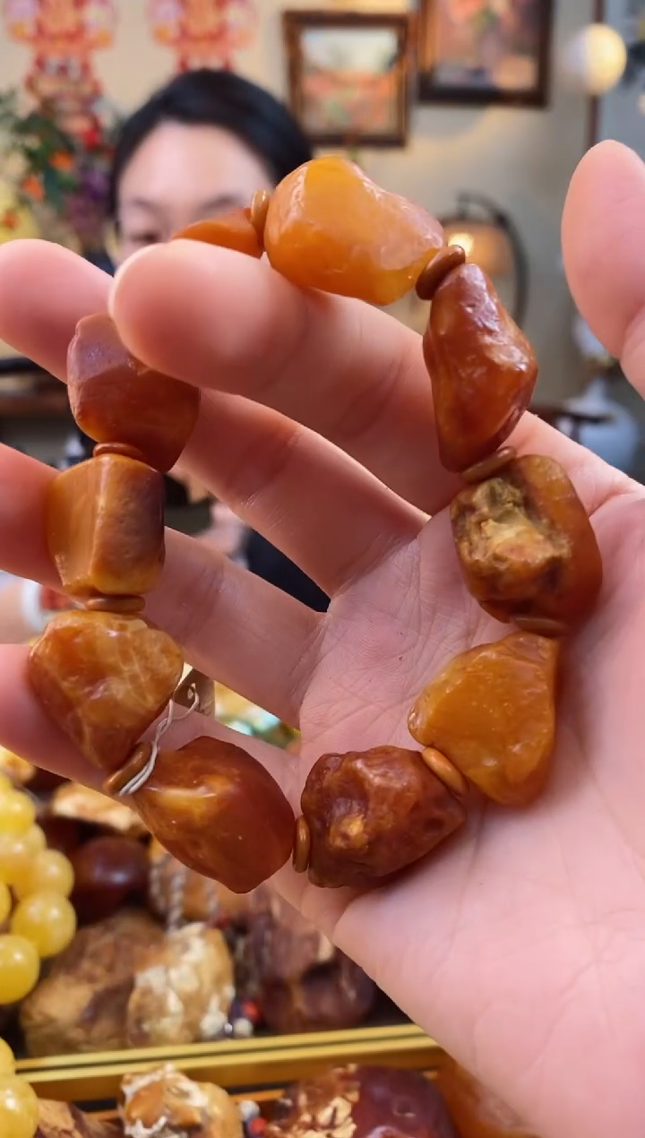 【闪购商品】琥珀手串未镶嵌手串