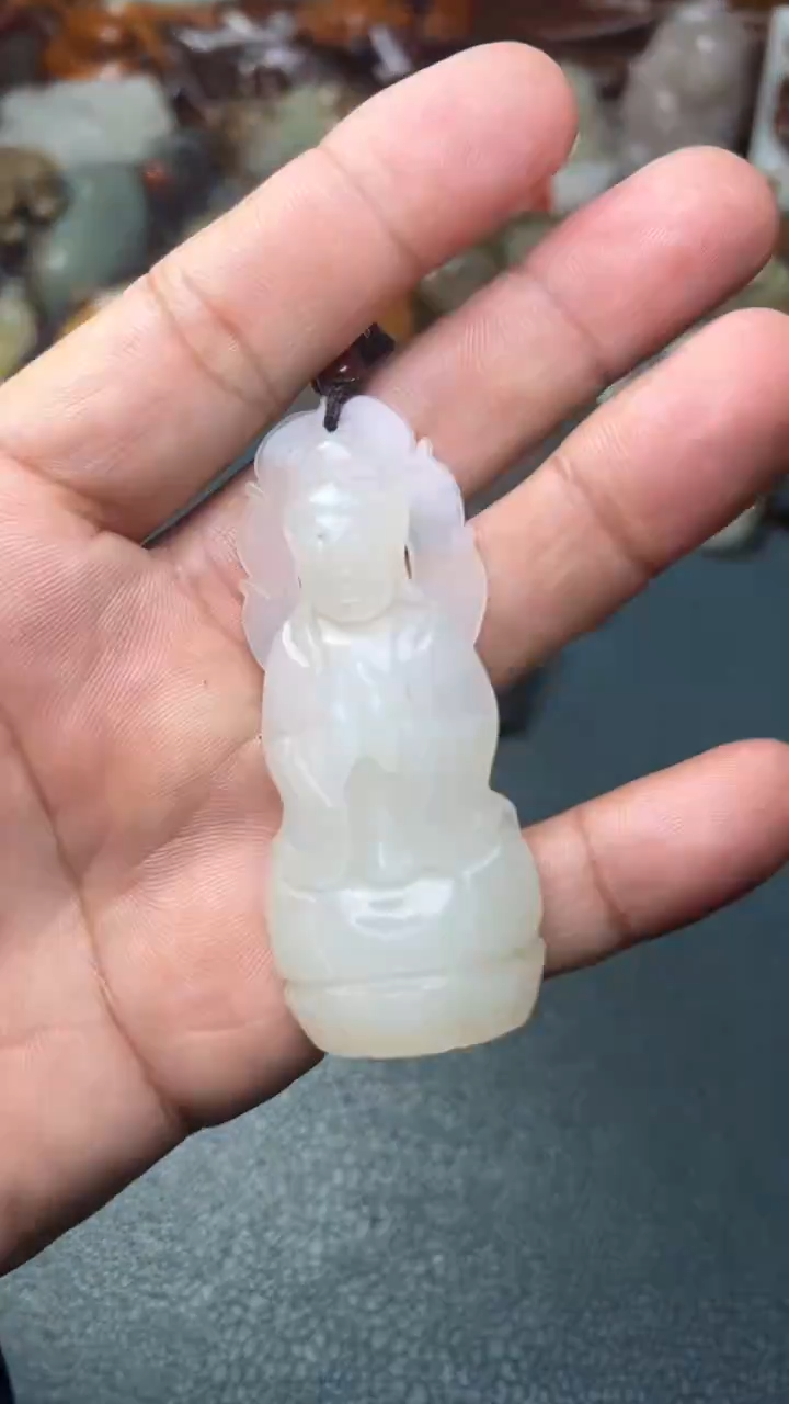 未镶嵌和田玉把件-