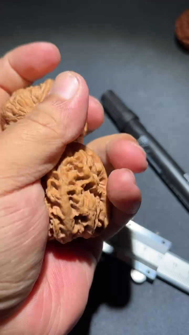 吊坠桃核凡*西北将军膀