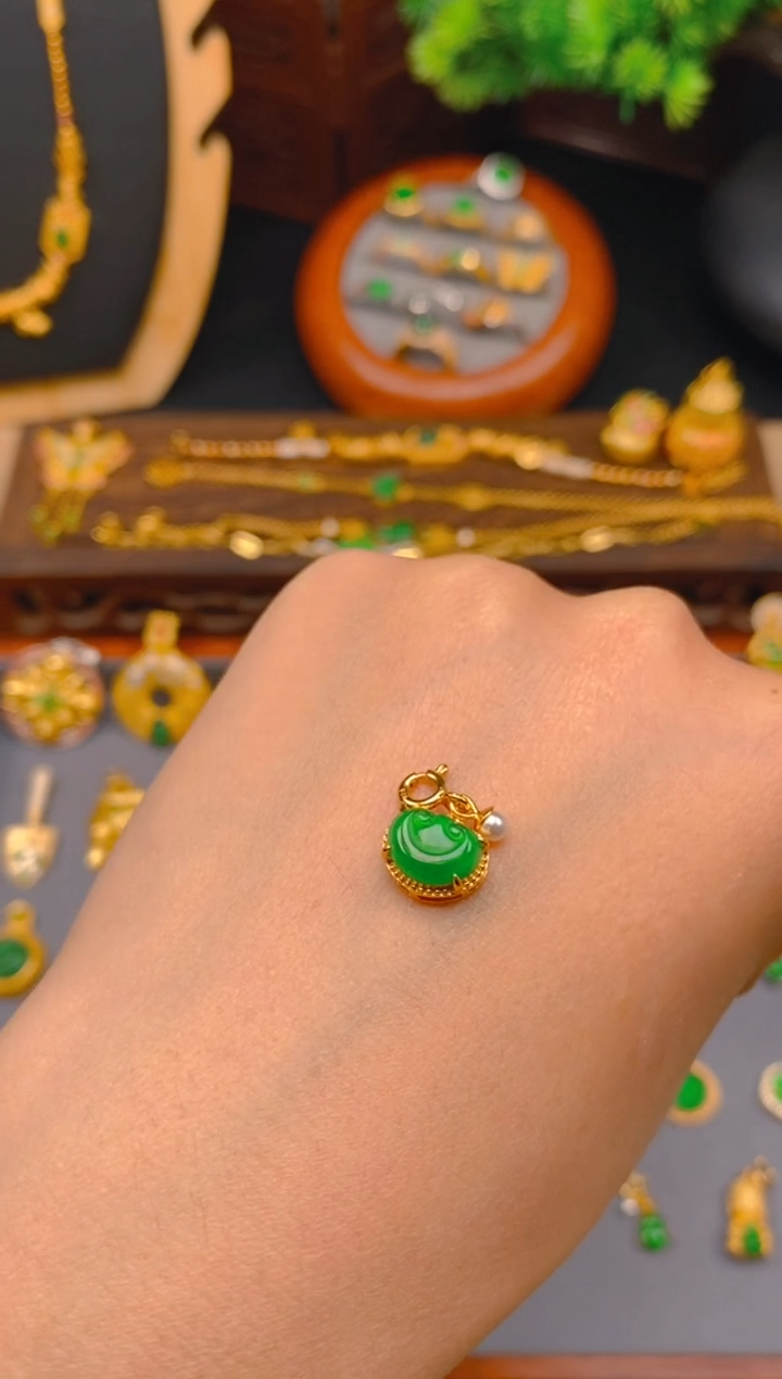 翡翠银S925镶嵌吊坠(不含链)如意万能扣