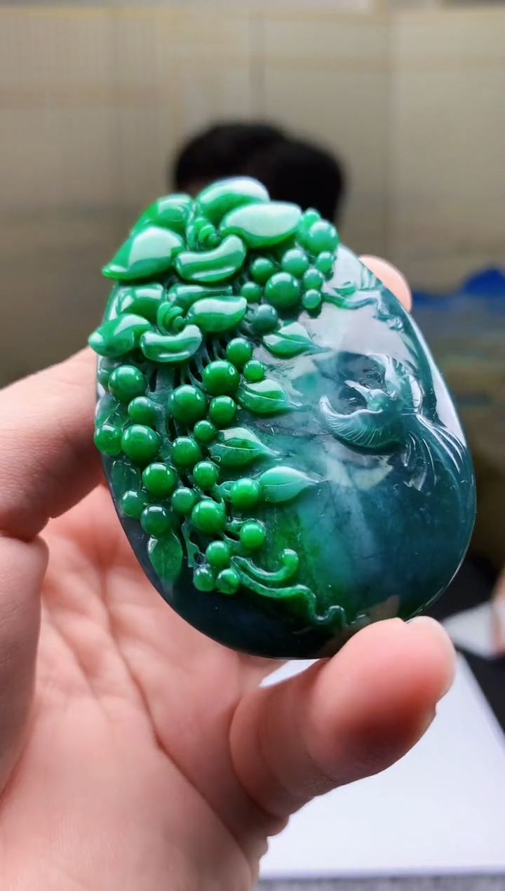 【闪购商品】定制翡翠未镶嵌4917bb-毛货挂件