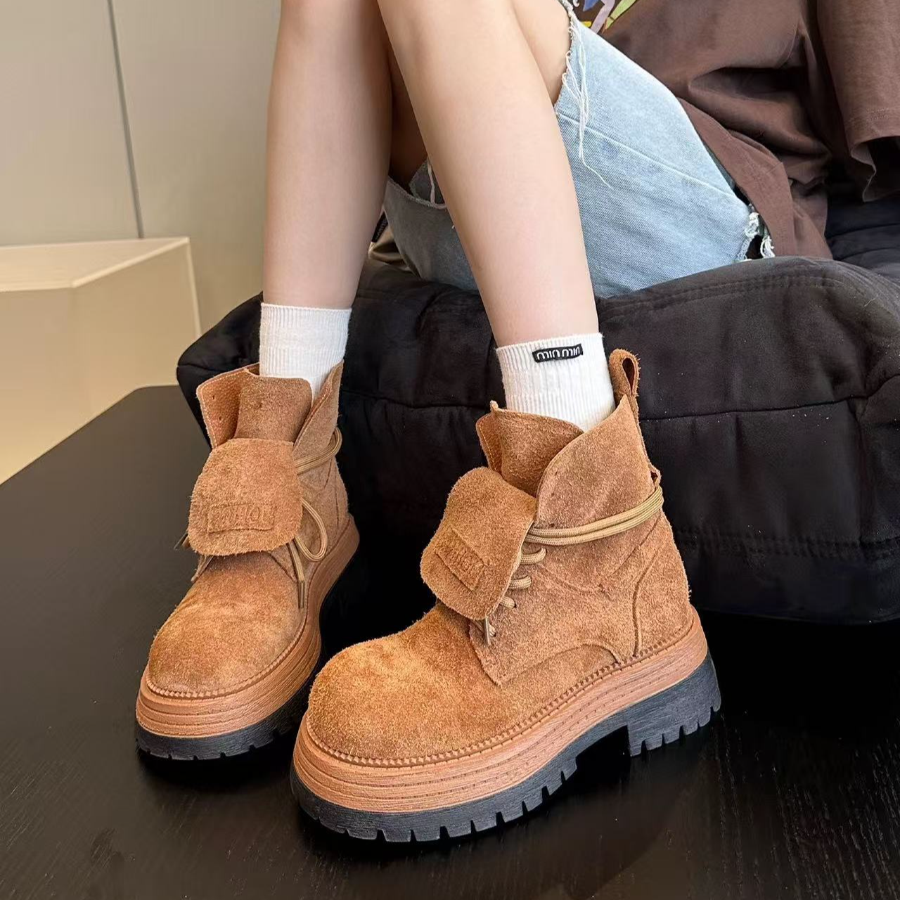 XK【Lisa同款】复古真皮系带厚底马丁靴女2025新工装大黄靴增高短靴