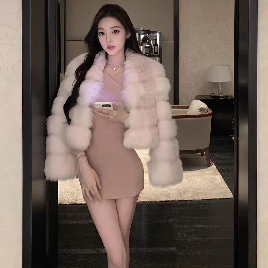 【安卡家】2025【在逃公主】蕾丝翻领狐狸毛车条款外套