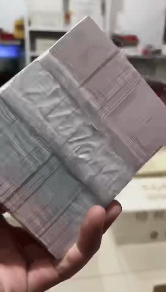 【闪购商品】KK双冠带4的1000张连号全新的