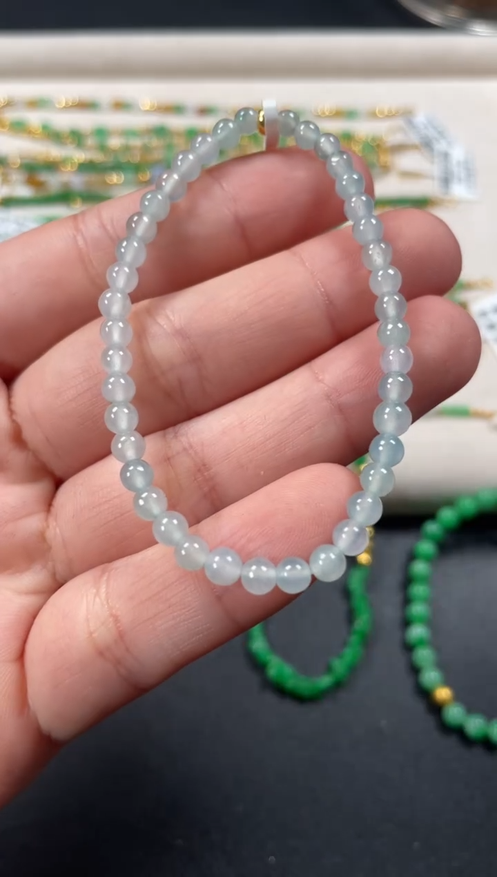足金镶嵌手串翡翠一条   P625