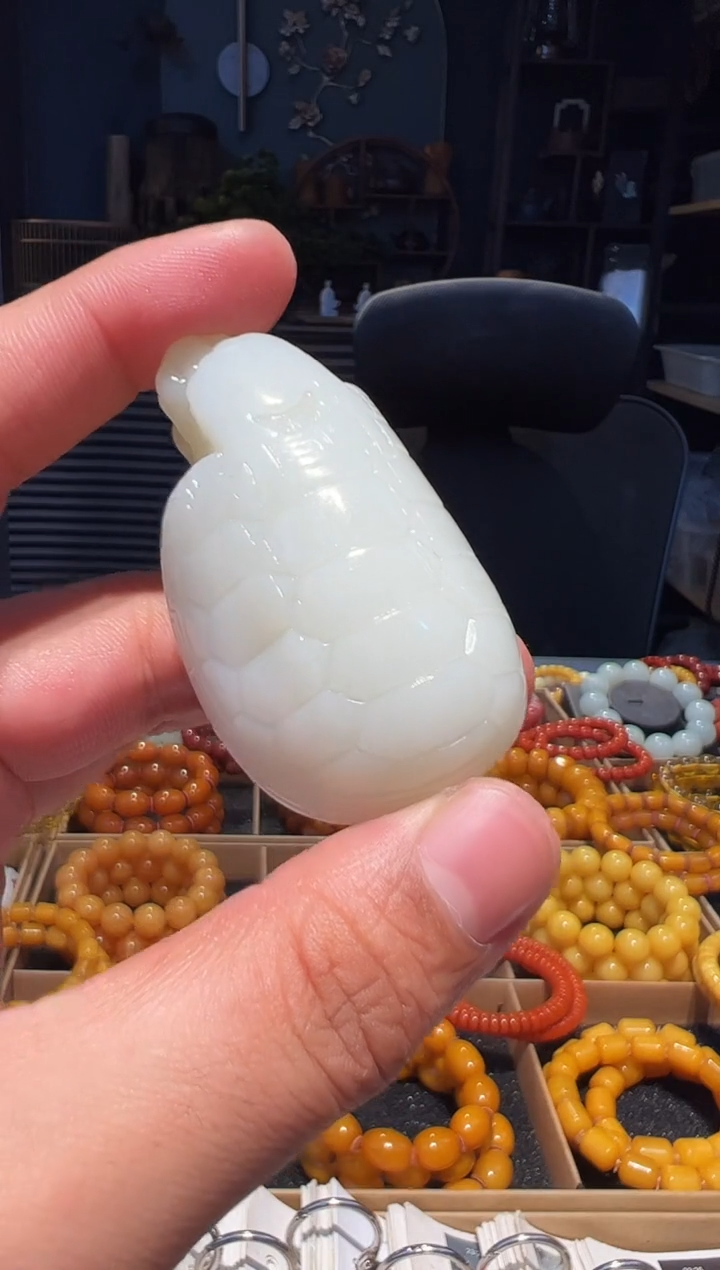 未镶嵌手链和田玉挂件