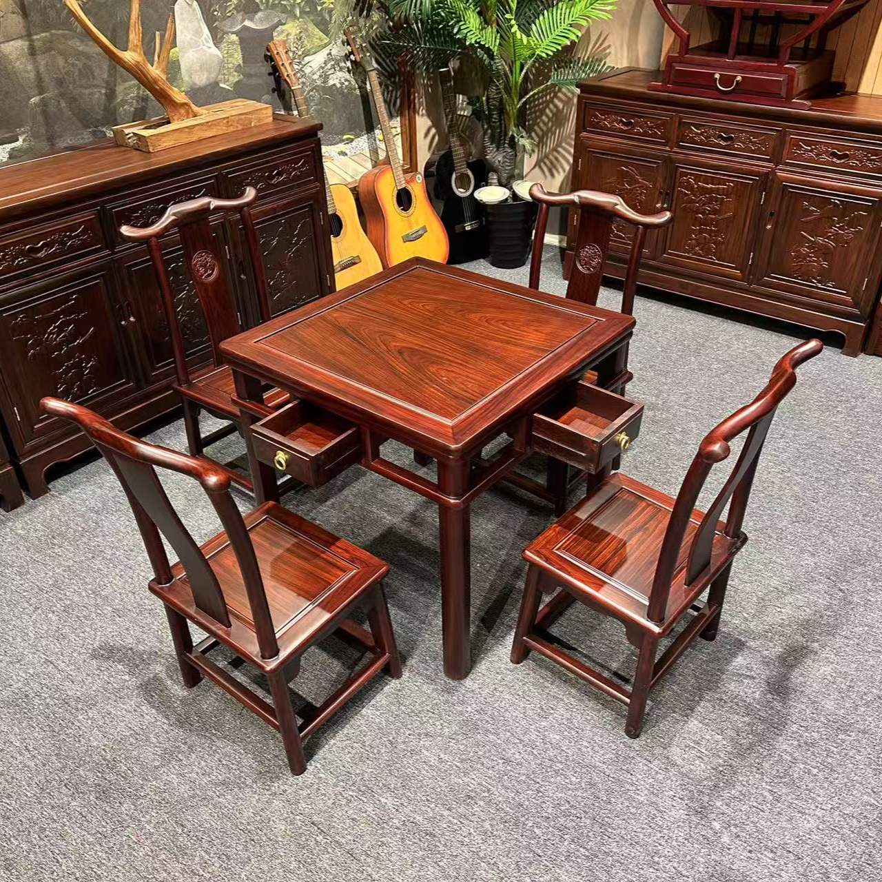新中式小方桌配小官帽椅