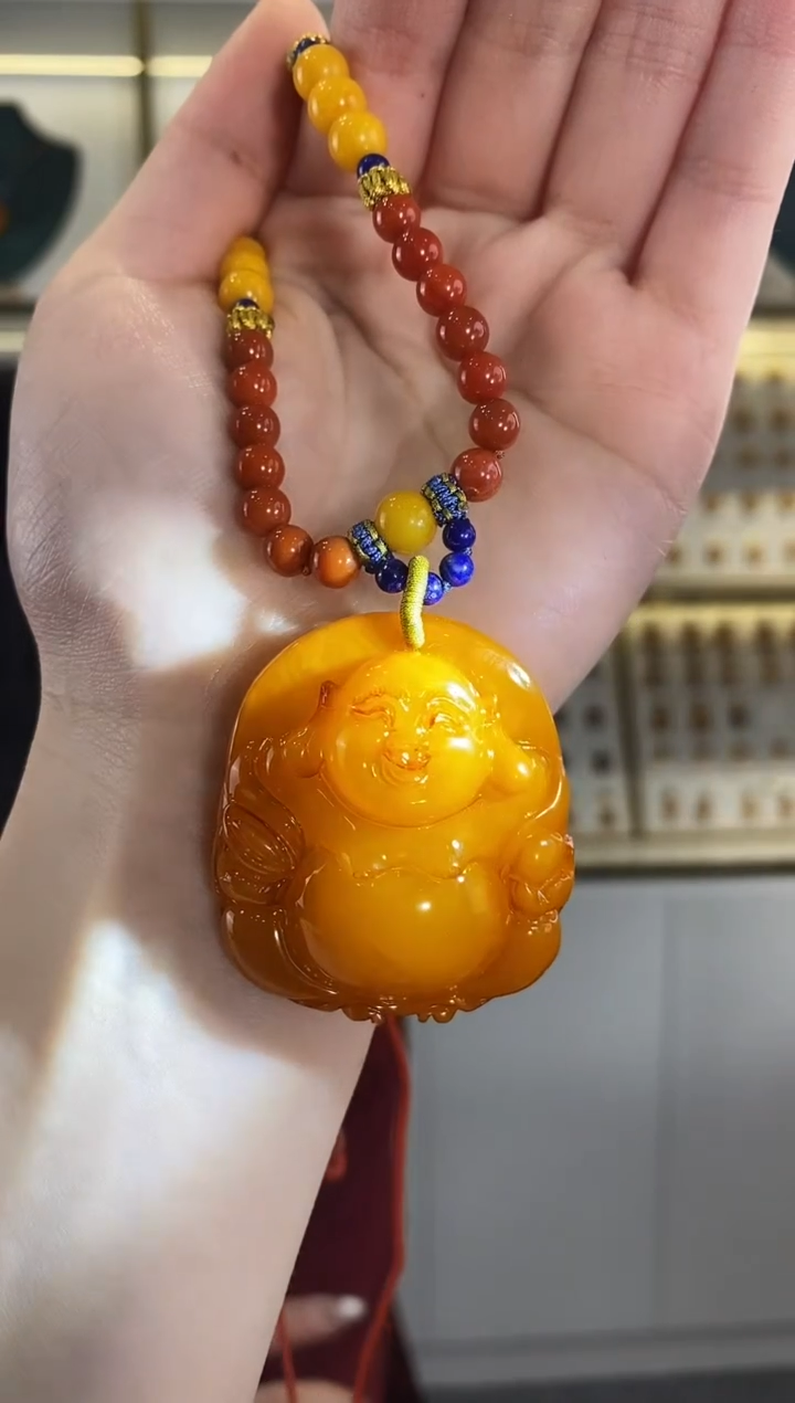 【闪购商品】琥珀裸石未镶嵌佛公吊坠