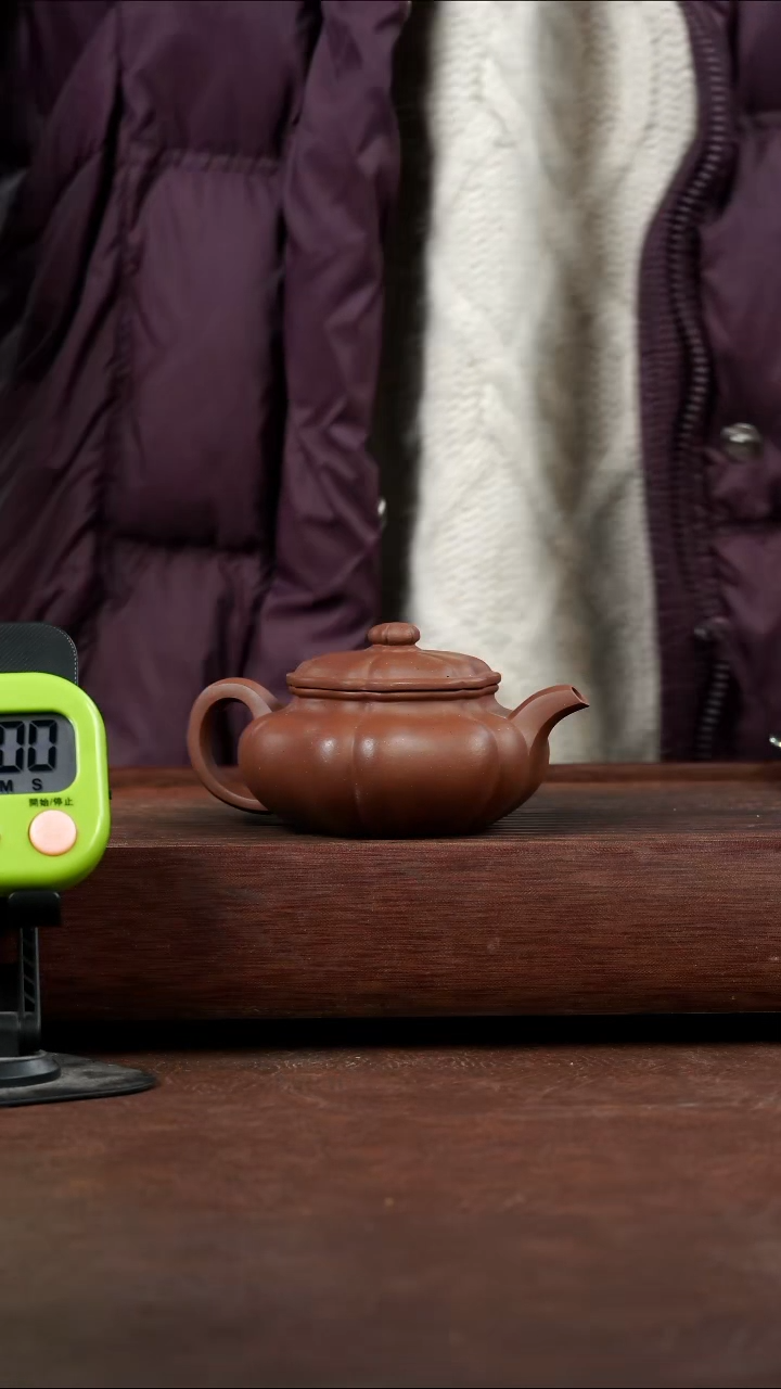 茶壶紫砂一*哥黄龙山老红泥葵仿古170CC