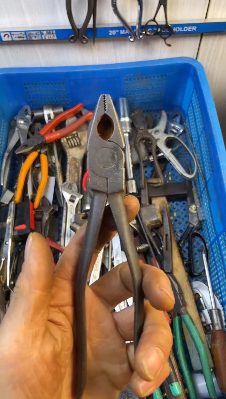 镁呼****售老五工具工具工具