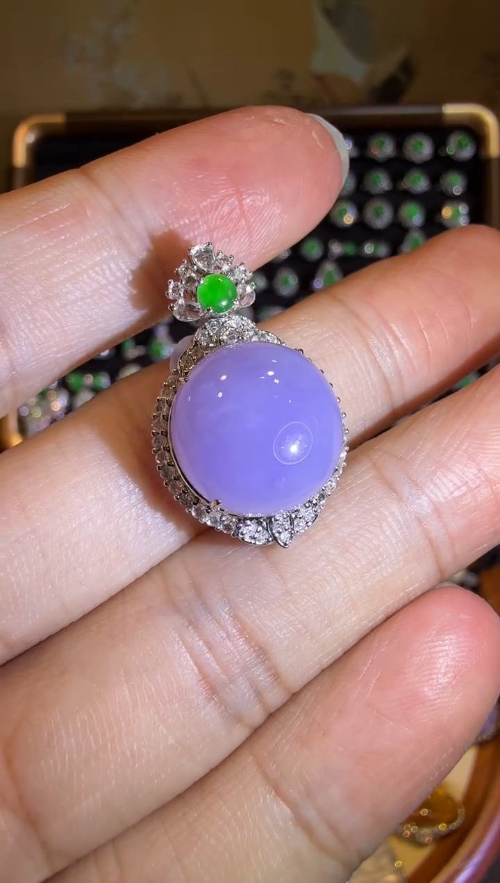 【闪购商品】翡翠吊坠(赠链)18K金镶嵌冰紫蛋面