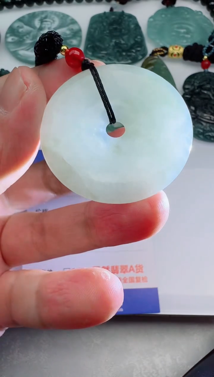 【闪购商品】翡翠颈饰未镶嵌1111111111