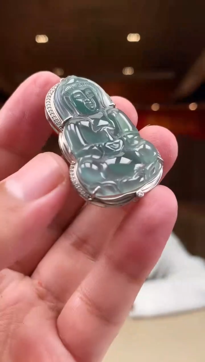 【闪购商品】翡翠颈饰未镶嵌        *617