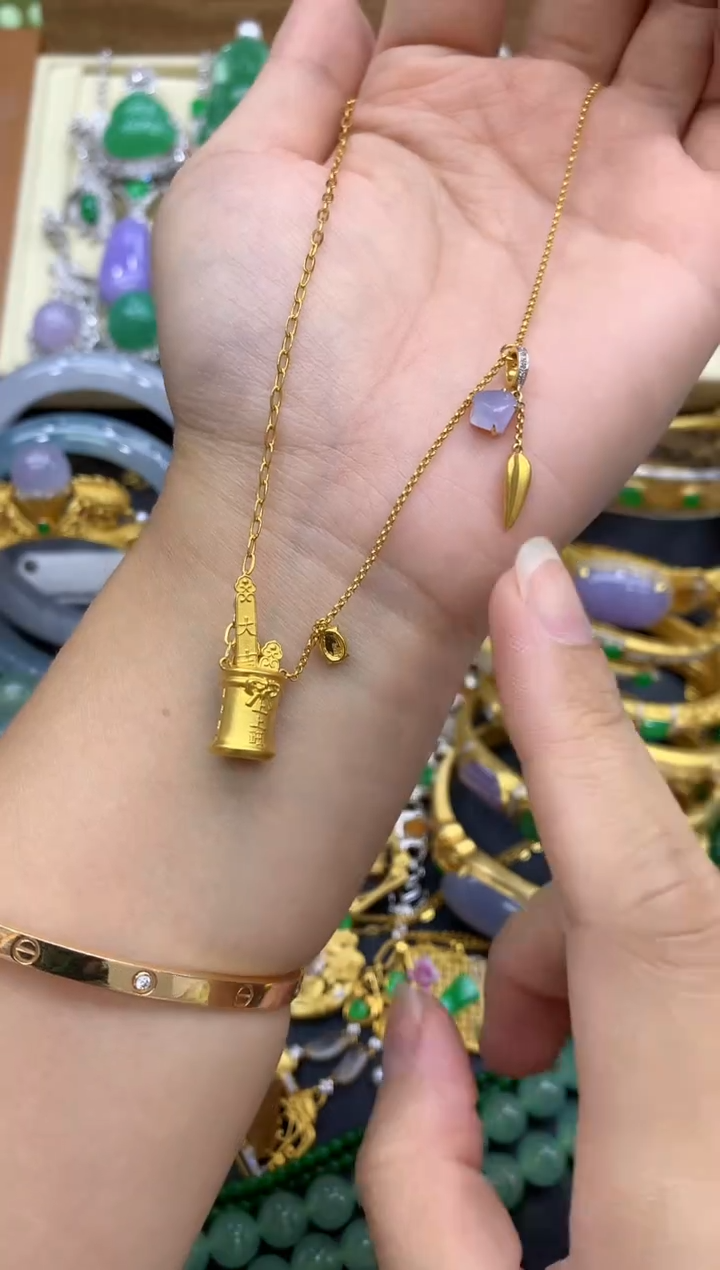 翡翠18K金镶嵌颈饰485-中国好珍宝