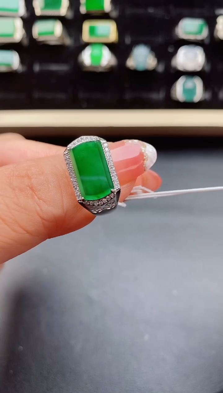 【闪购商品】翡翠戒指银S925镶嵌508050