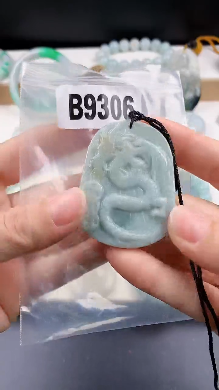 颈饰未镶嵌翡翠颈饰未镶嵌缅甸天然翡翠吊坠