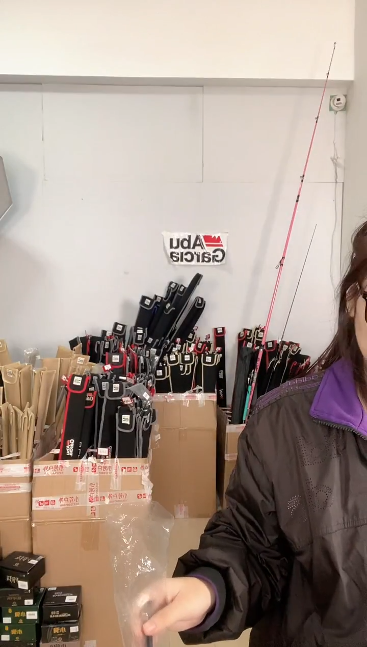 刘*0240二手阿布黑马仕3代2.28ML直柄  无杆袋