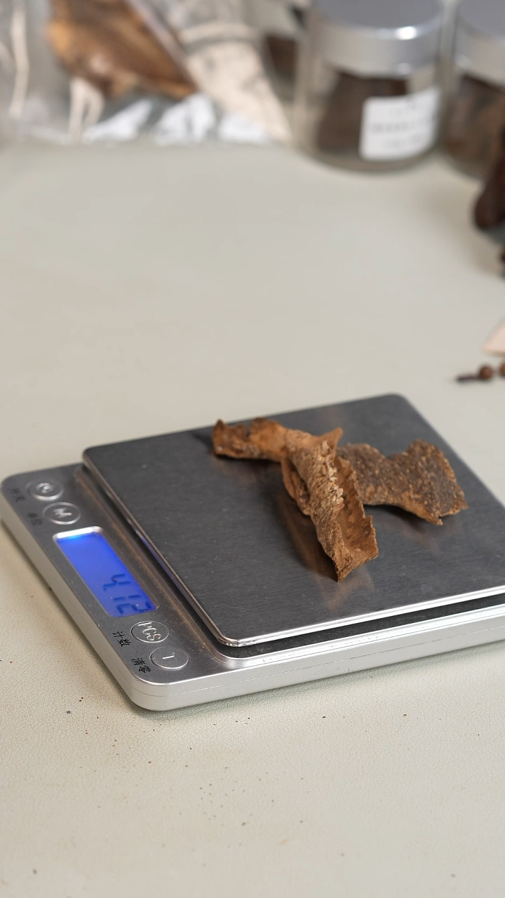 沉香沉香碎屑海南虫漏料4.1克