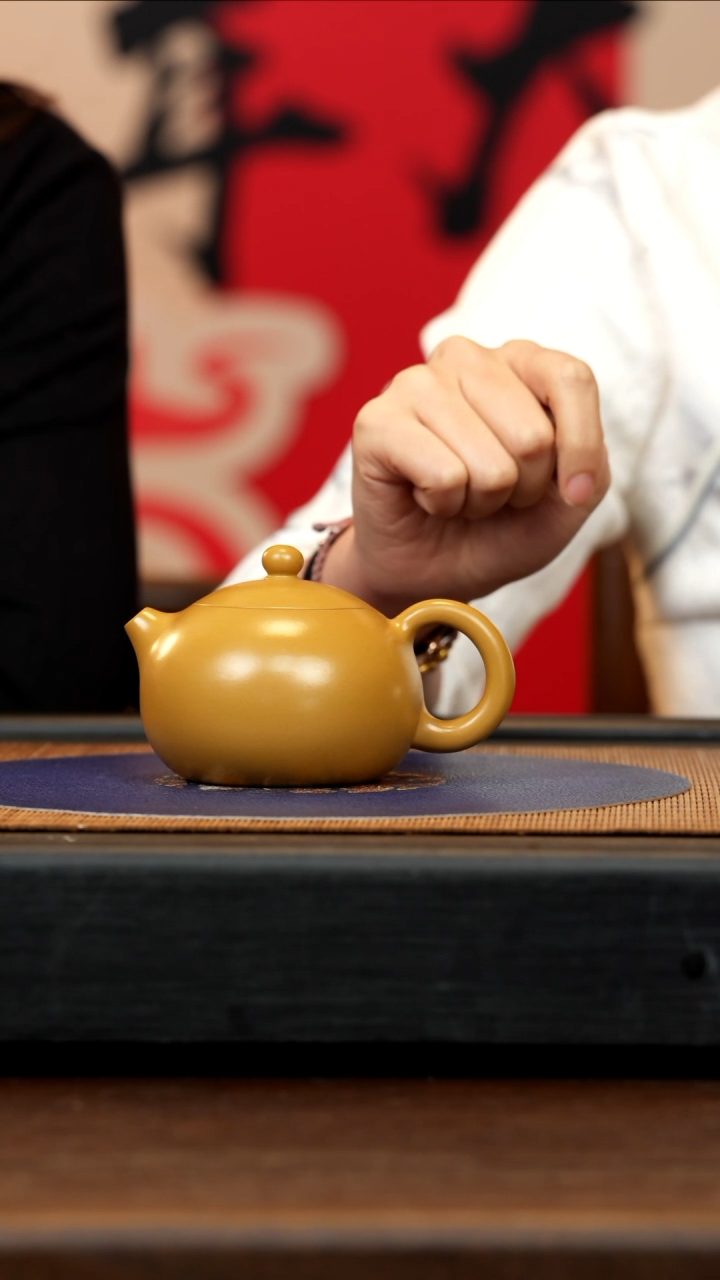 【闪购商品】紫砂茶壶TT 黄金朱泥 西施 