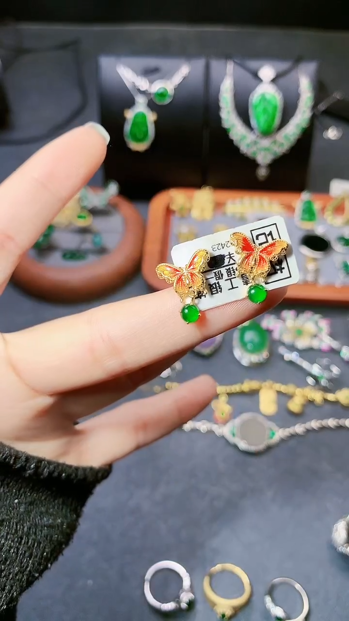 【闪购商品】翡翠耳饰银S925镶嵌耳饰