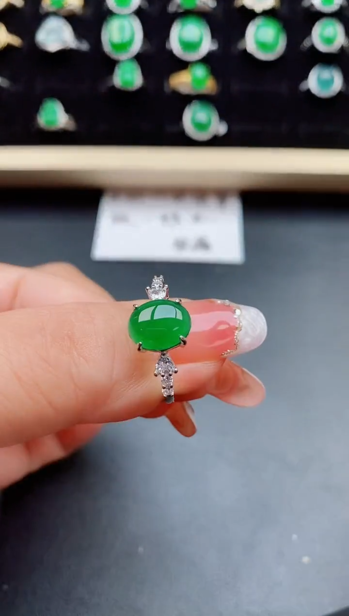 【闪购商品】翡翠戒指银S925镶嵌8000