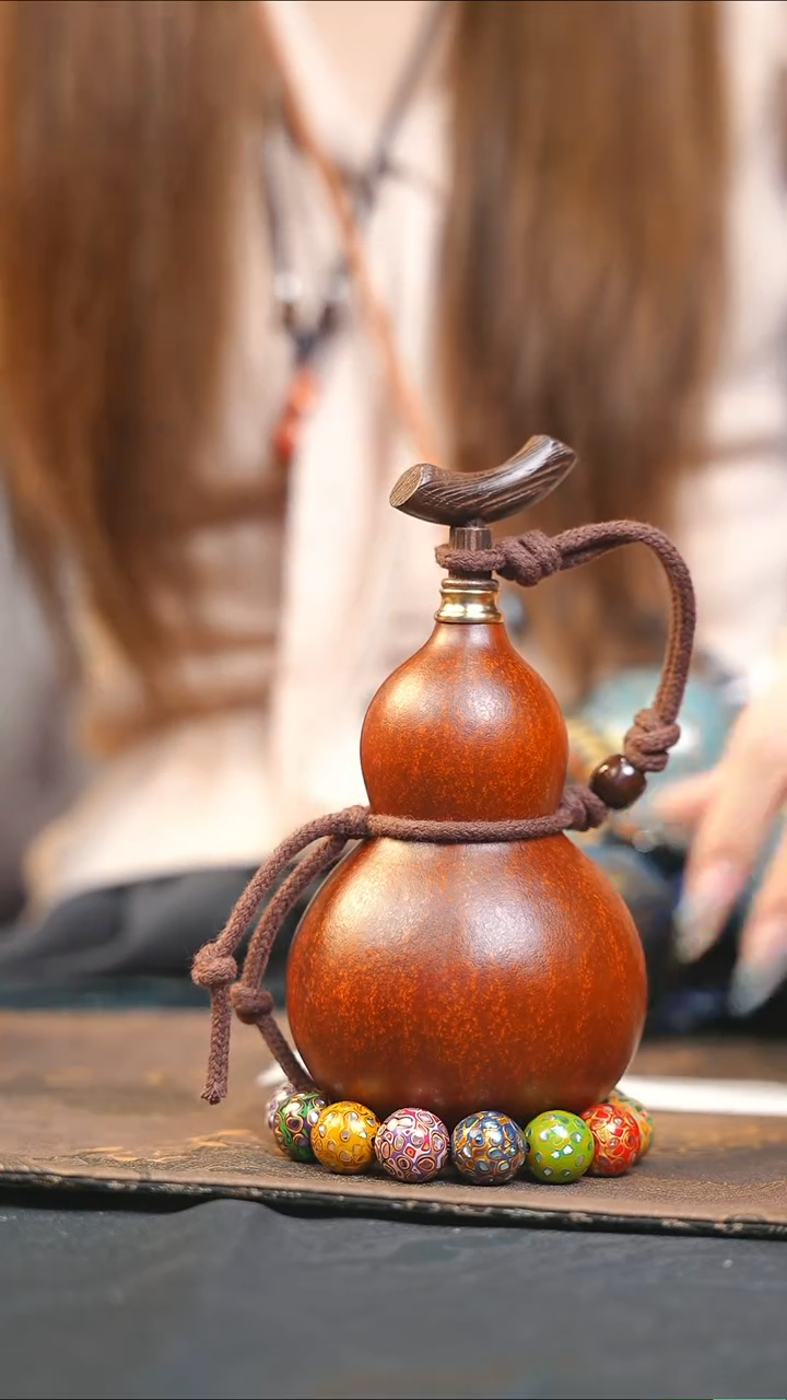 【闪购商品】WE192大漆酒葫芦不包手串及旋转底座