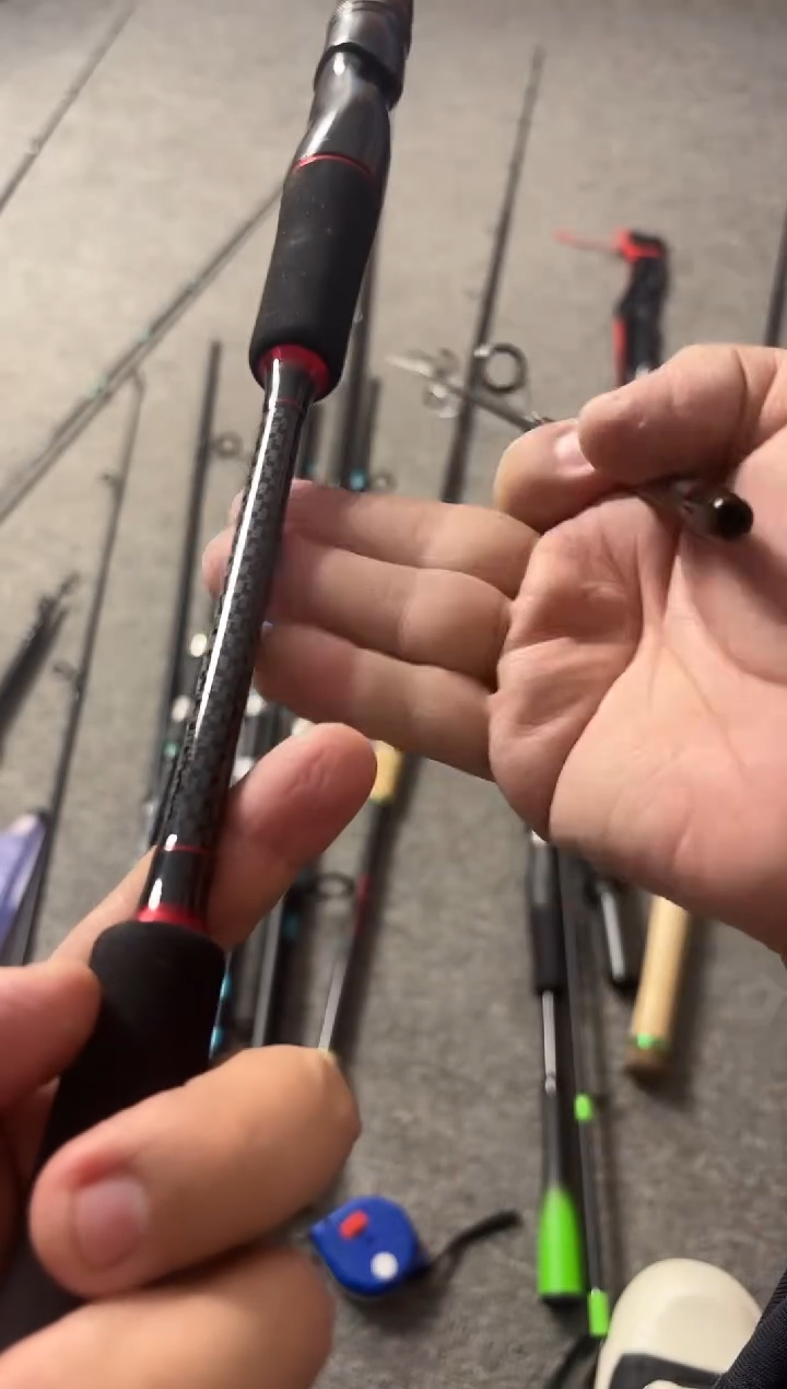 2.1m碳素钓行者2.1米枪柄ML（瑕疵尾货竿，没有售后，介意勿拍）