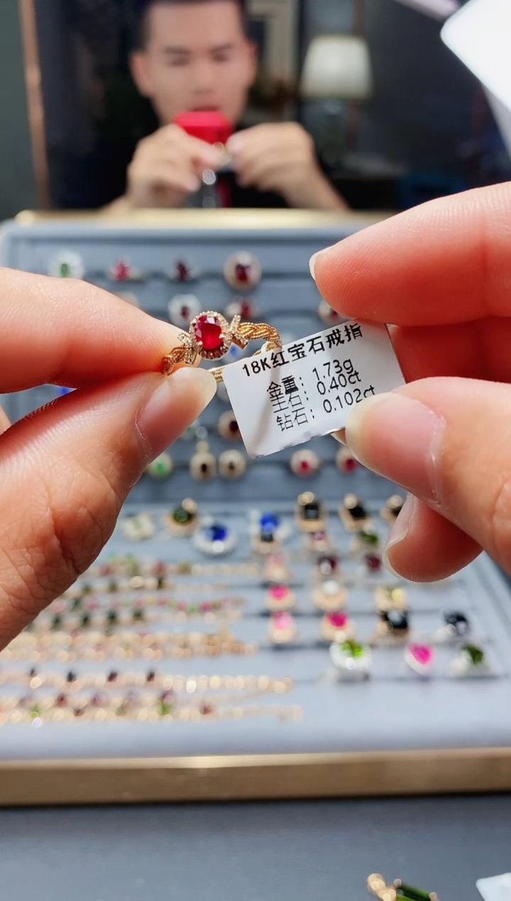 【闪购商品】红宝石戒指18K金镶嵌0.40.