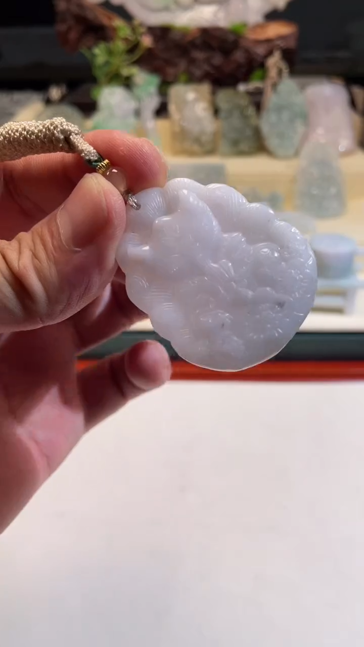 翡翠未镶嵌颈饰8/08/069