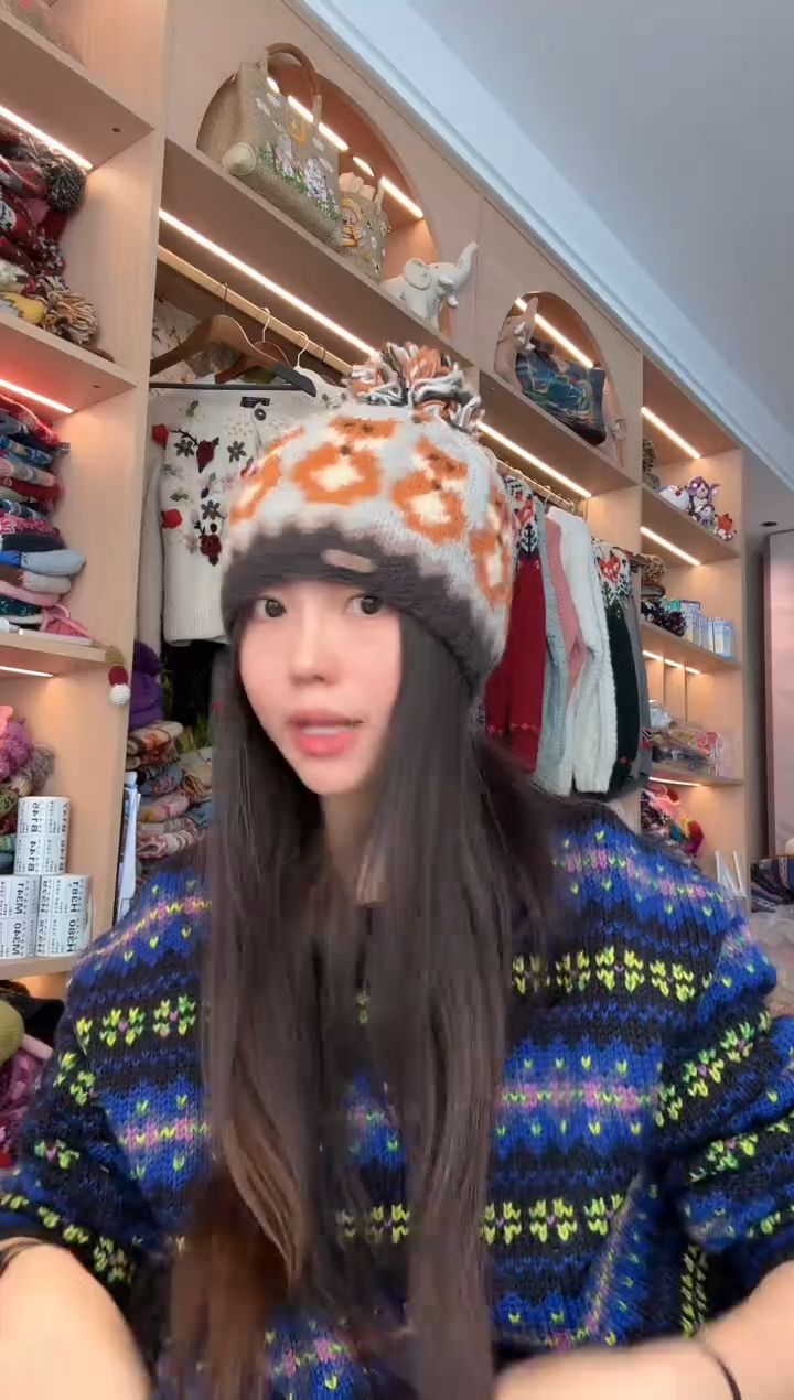羊毛灰蓝狐狸帽 