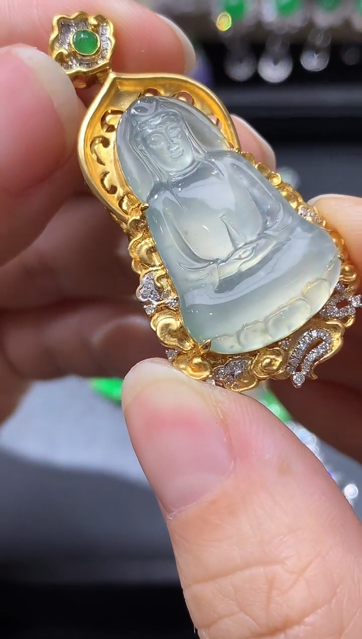 颈饰18K金镶嵌翡翠568-中国好珍宝