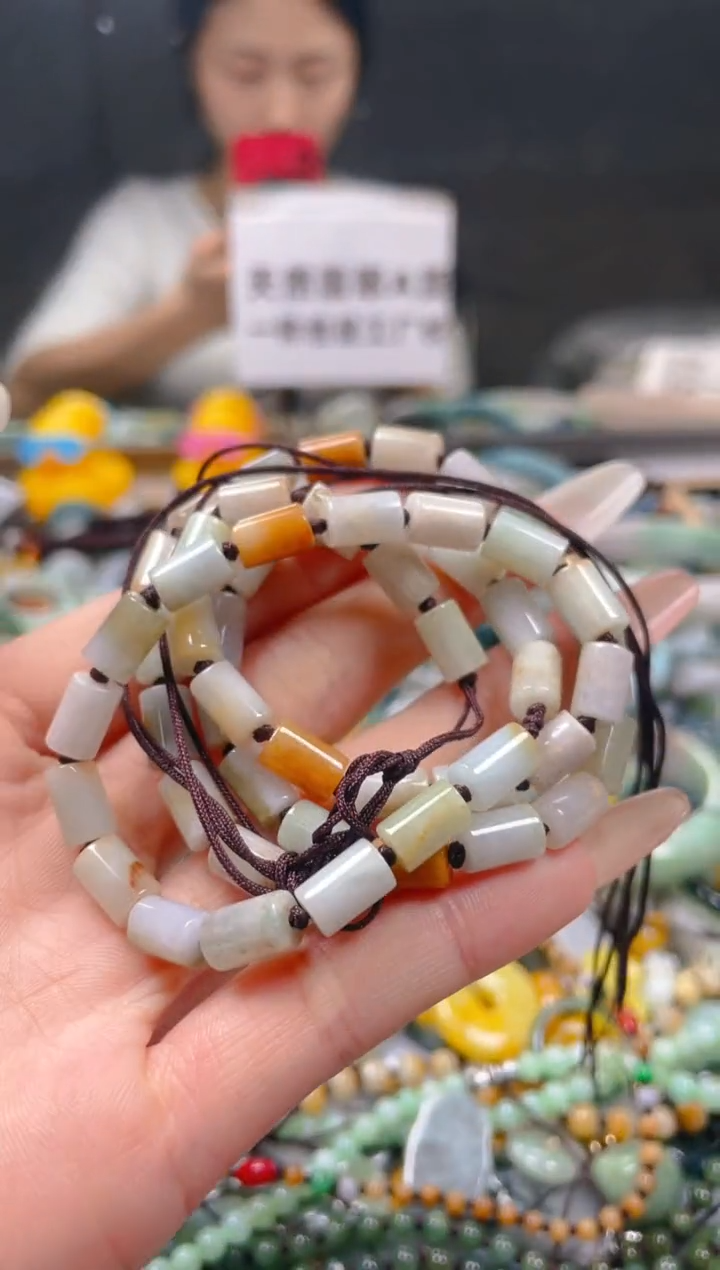 【闪购商品】翡翠颈饰未镶嵌5-6MM/G/翡翠A货一图一物