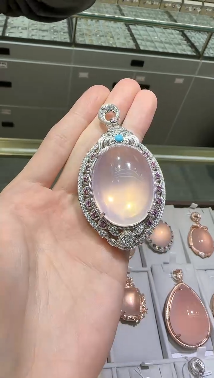 【闪购商品】芙蓉石颈饰银S925镶嵌星光粉水晶高级款