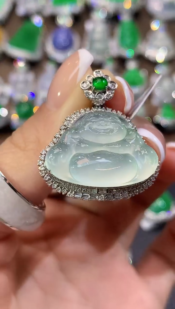 吊坠(不含链)18K金镶嵌翡翠D47