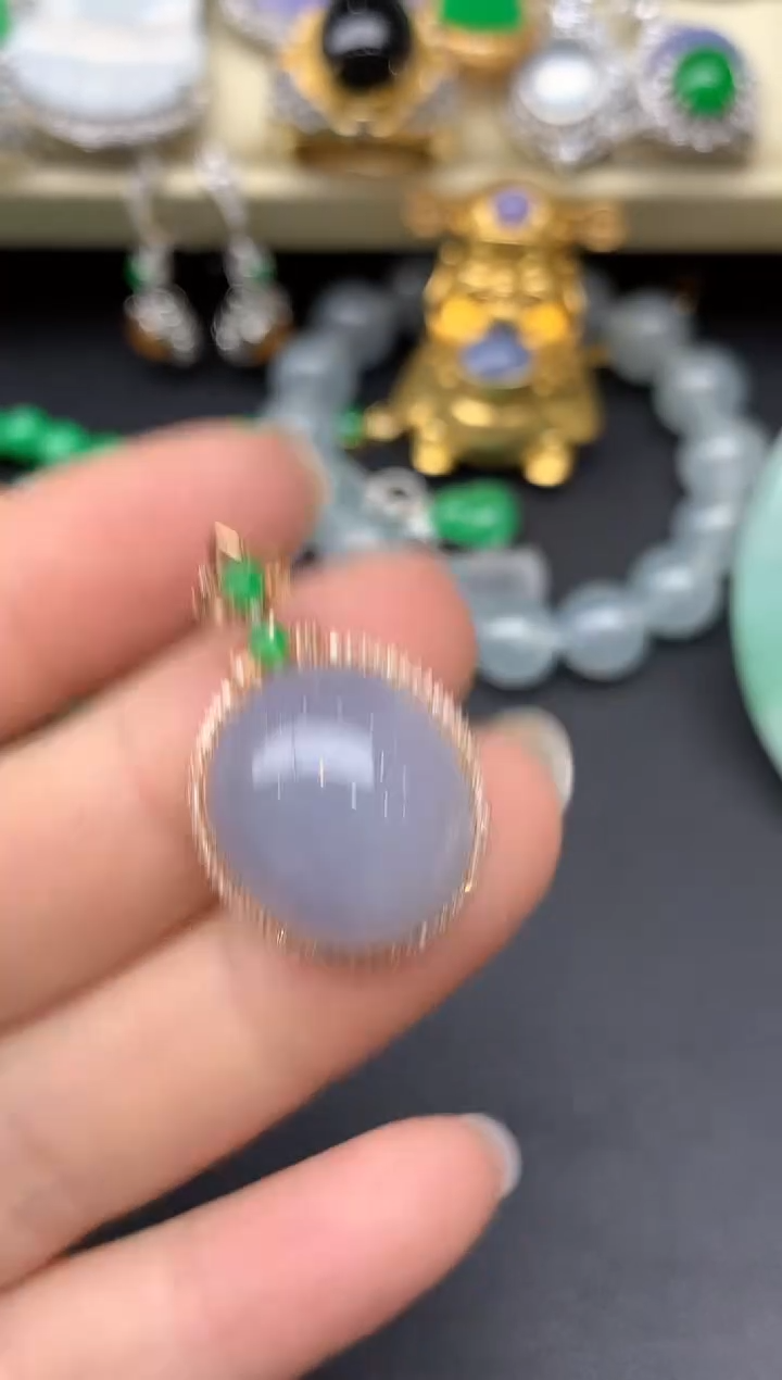 颈饰18K金镶嵌翡翠181-雪姐翡翠天天见