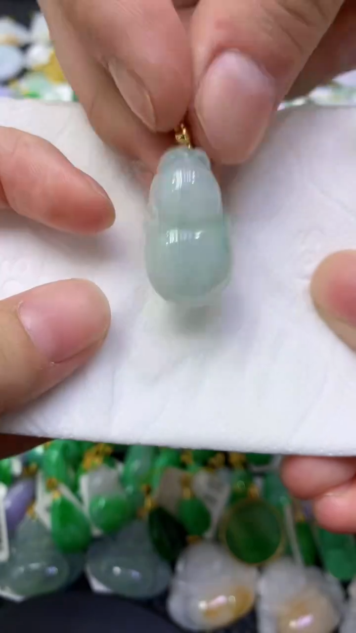 颈饰未镶嵌翡翠天然缅甸翡翠A货