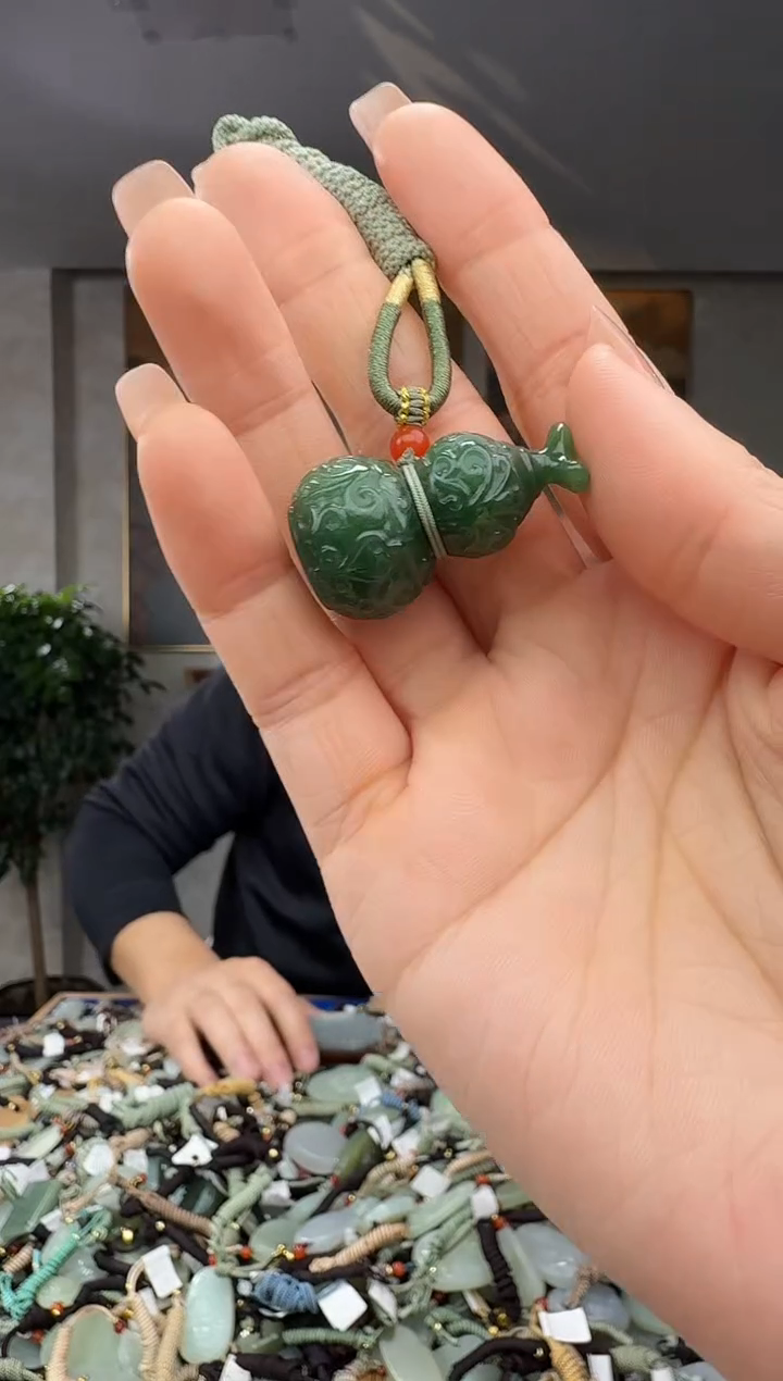 颈饰未镶嵌和田玉拍一发一多样性发货