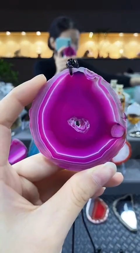 未镶嵌颈饰玛瑙/玉髓想*点玛瑙