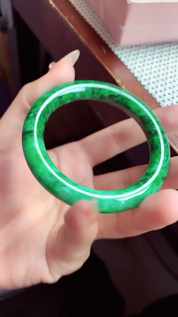 【闪购商品】翡翠手镯未镶嵌手镯