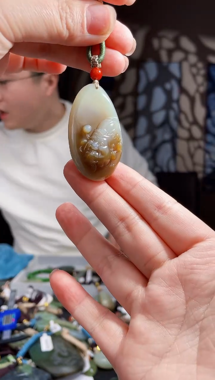 【闪购商品】和田玉颈饰未镶嵌拍一发一