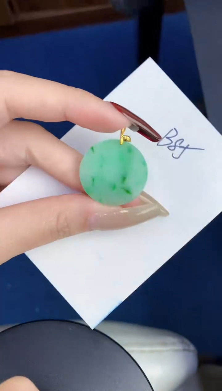 【闪购商品】翡翠颈饰18K金镶嵌000000000