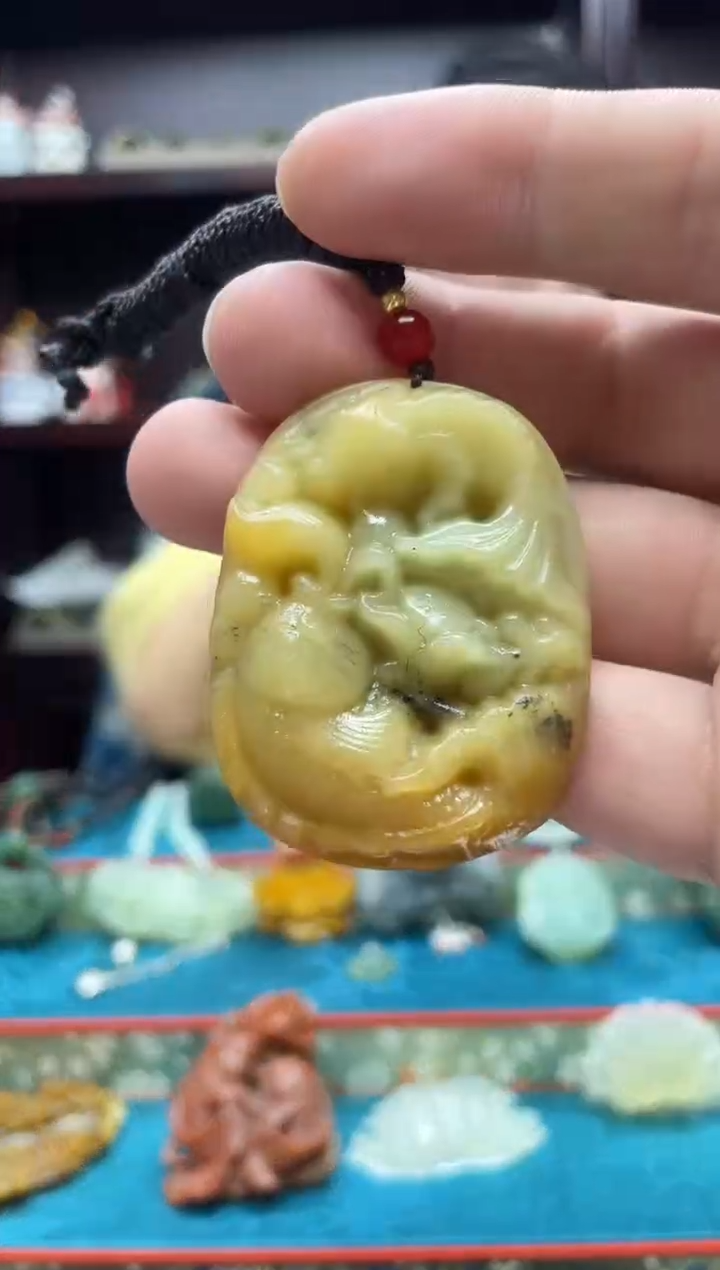 未镶嵌岫玉吊坠·