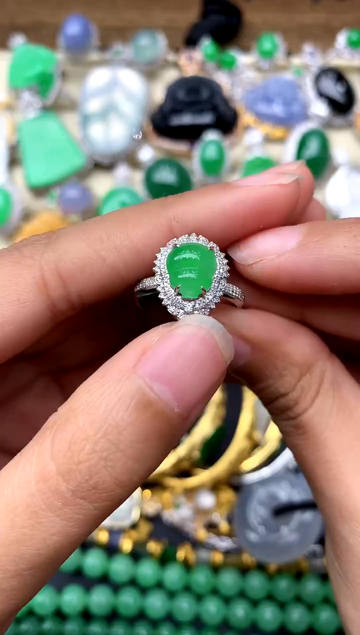 【闪购商品】翡翠戒指18K金镶嵌389-中国好珍宝